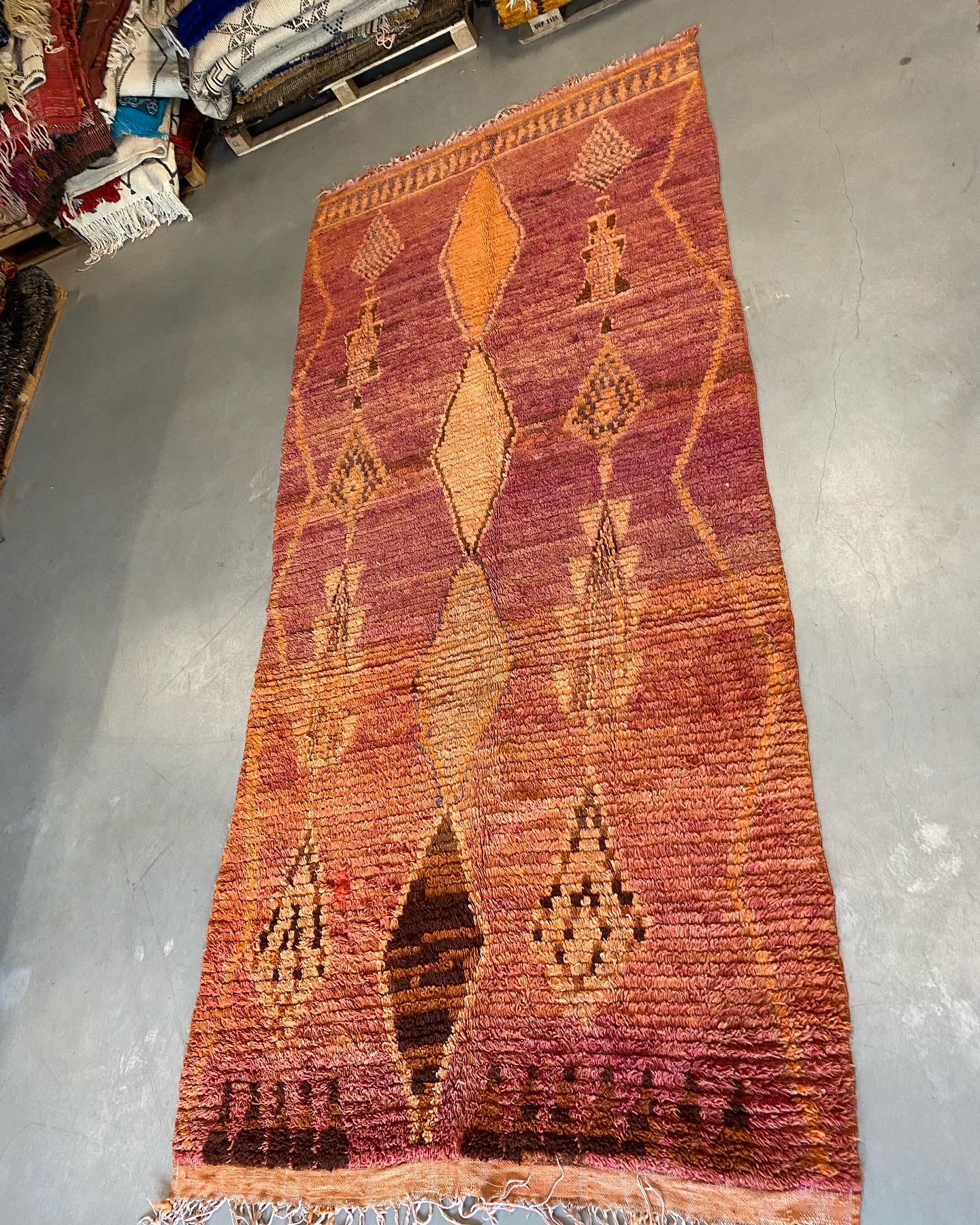 Boujaad Rug 345 x 152 - Moroccan Beni Ouarain rug