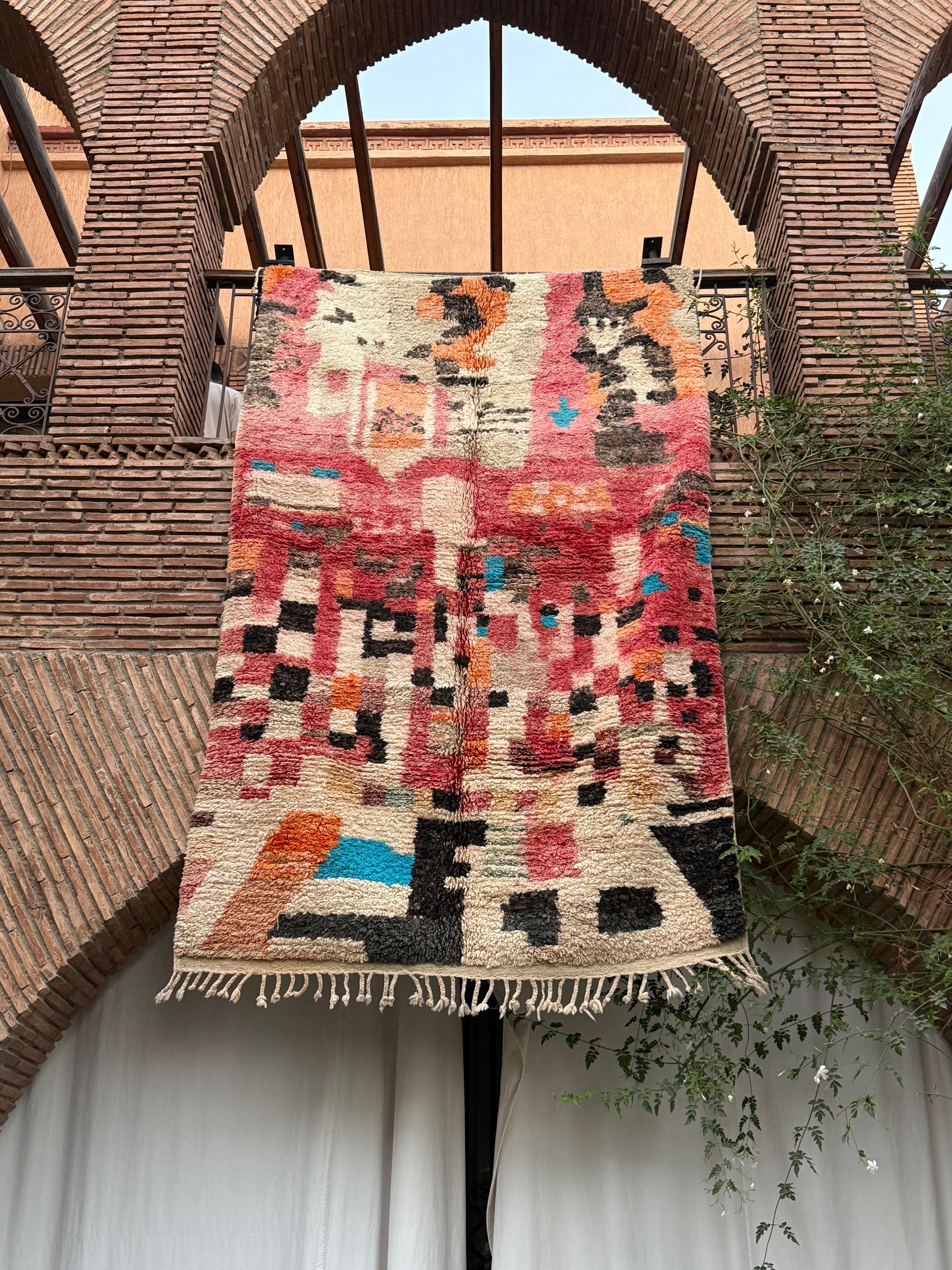 Boujaad Rug 270 x 160 - Moroccan Beni Ouarain rug