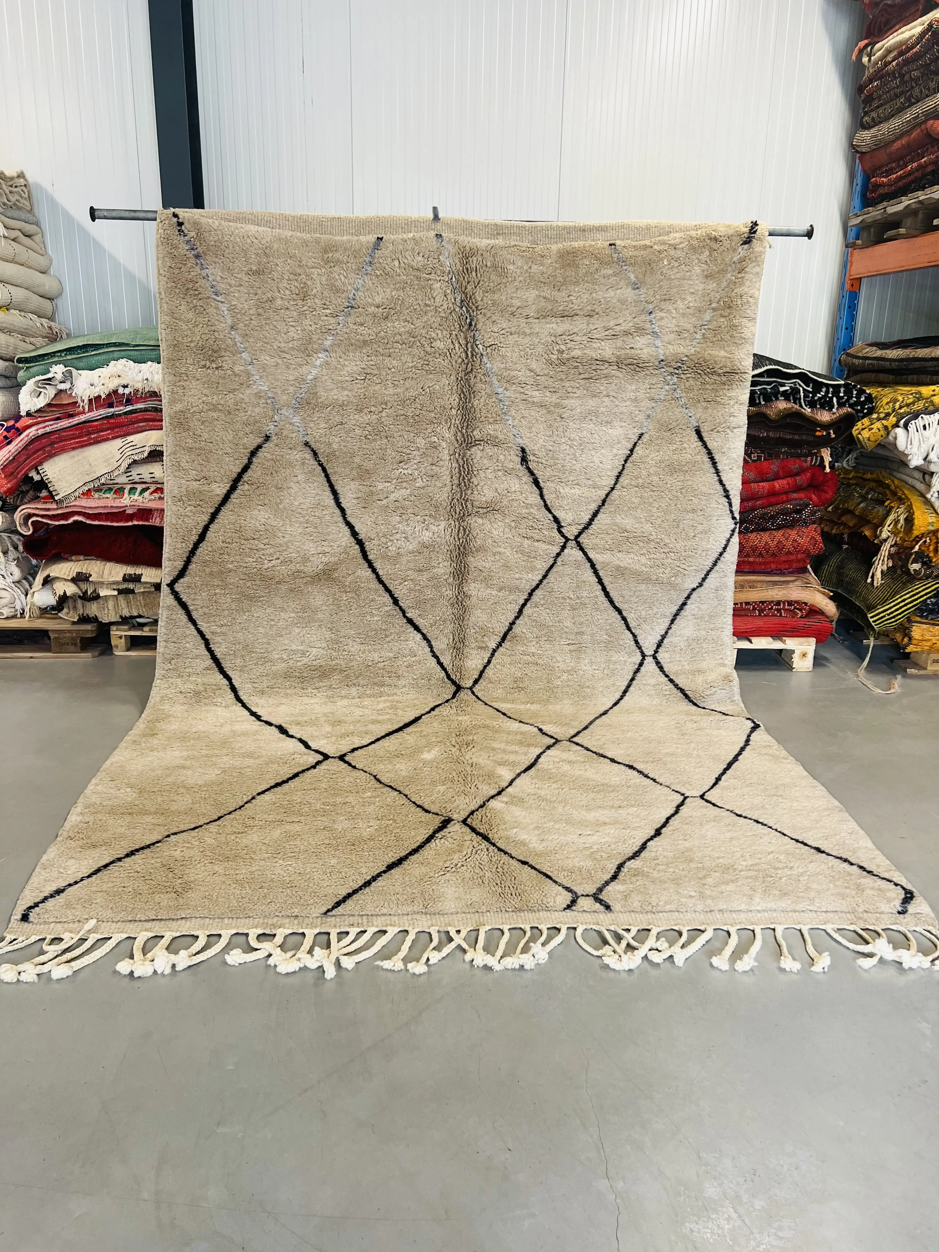 Beni Mrirt Rug 317 x 215 Custom Order - Moroccan Beni Ouarain rug