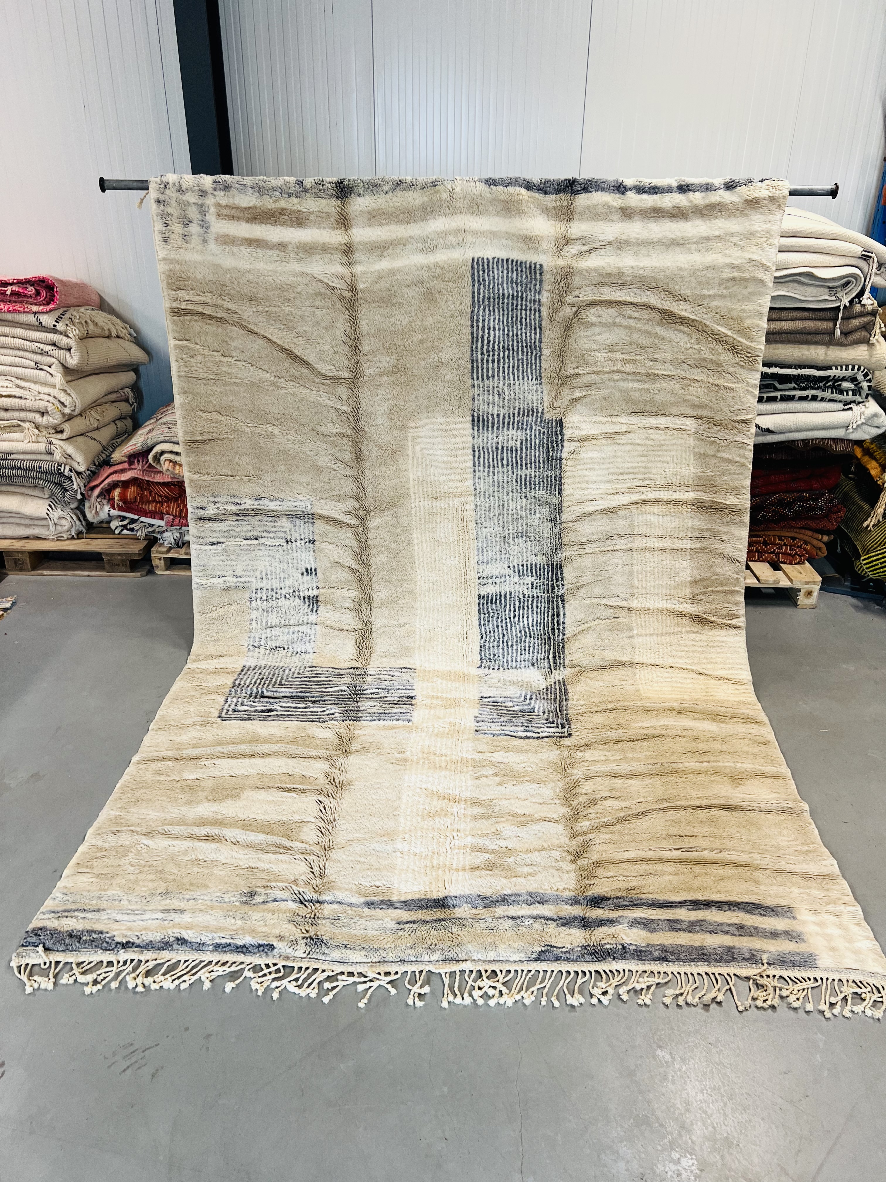 Beni Mrirt Rug 324 x 218 - Moroccan Beni Ouarain rug