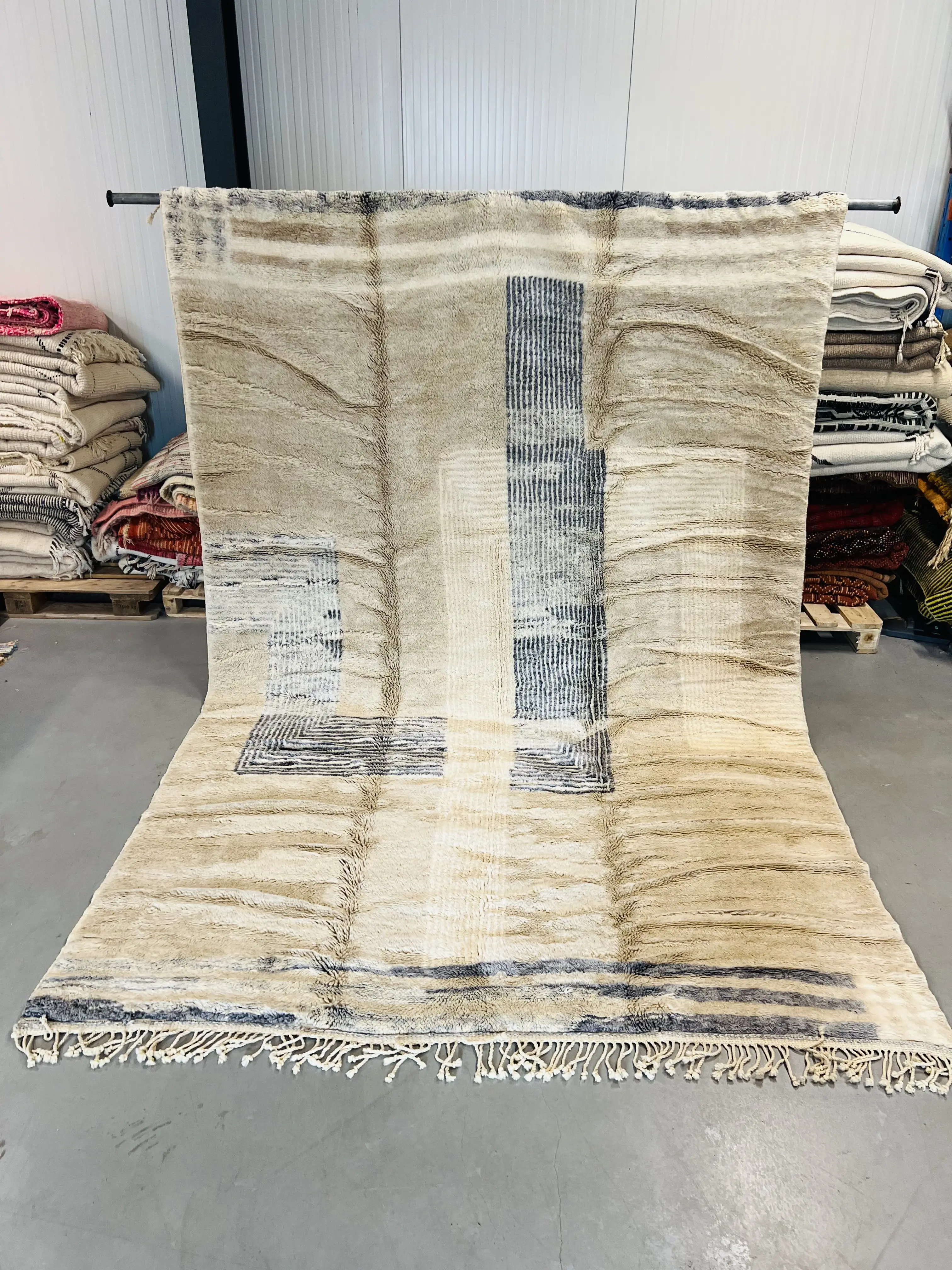 Beni Mrirt Rug 324 x 218 - Moroccan Beni Ouarain rug