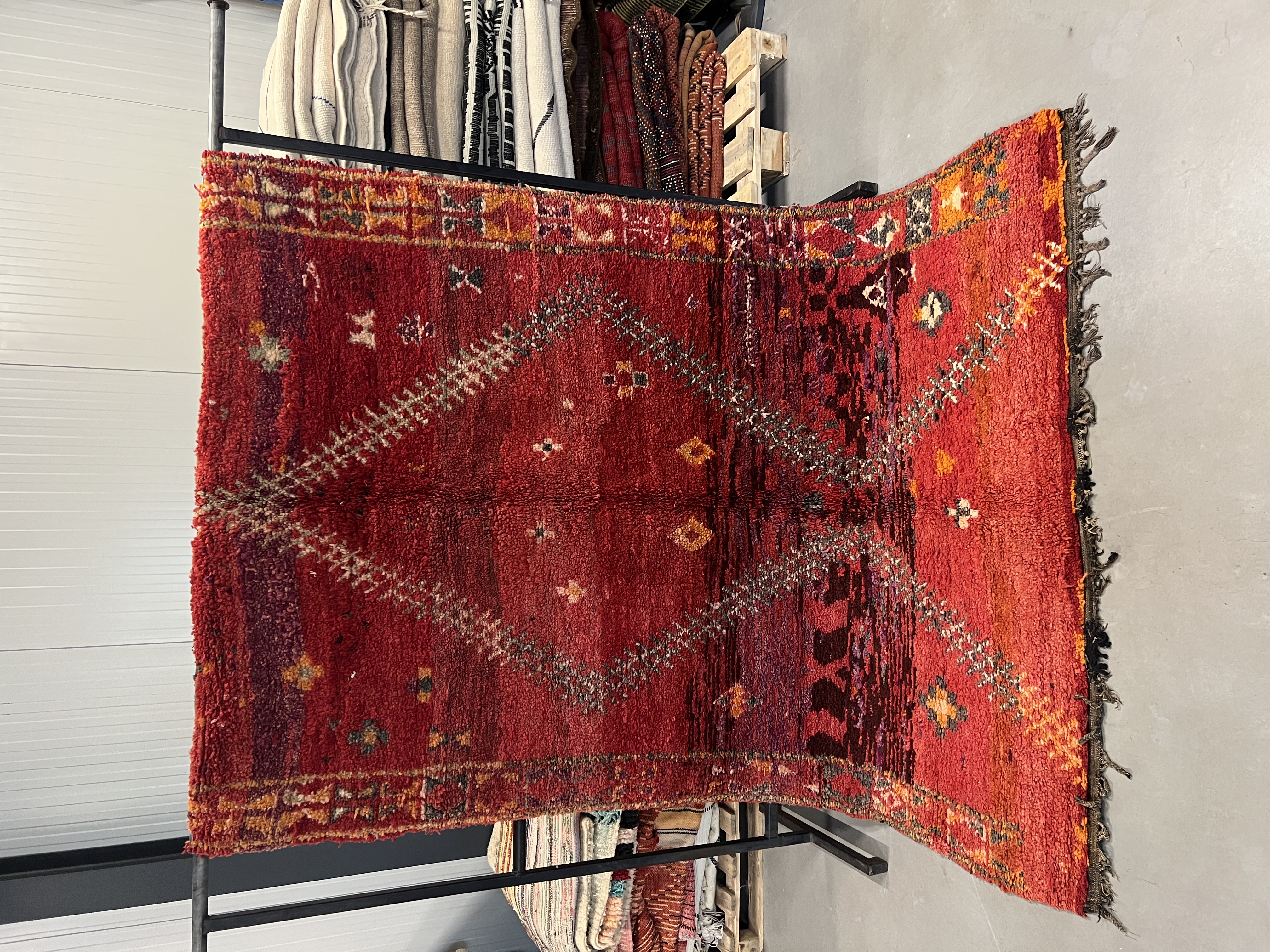 Beni Mguild Rug 252 x 169 - Moroccan Beni Ouarain rug