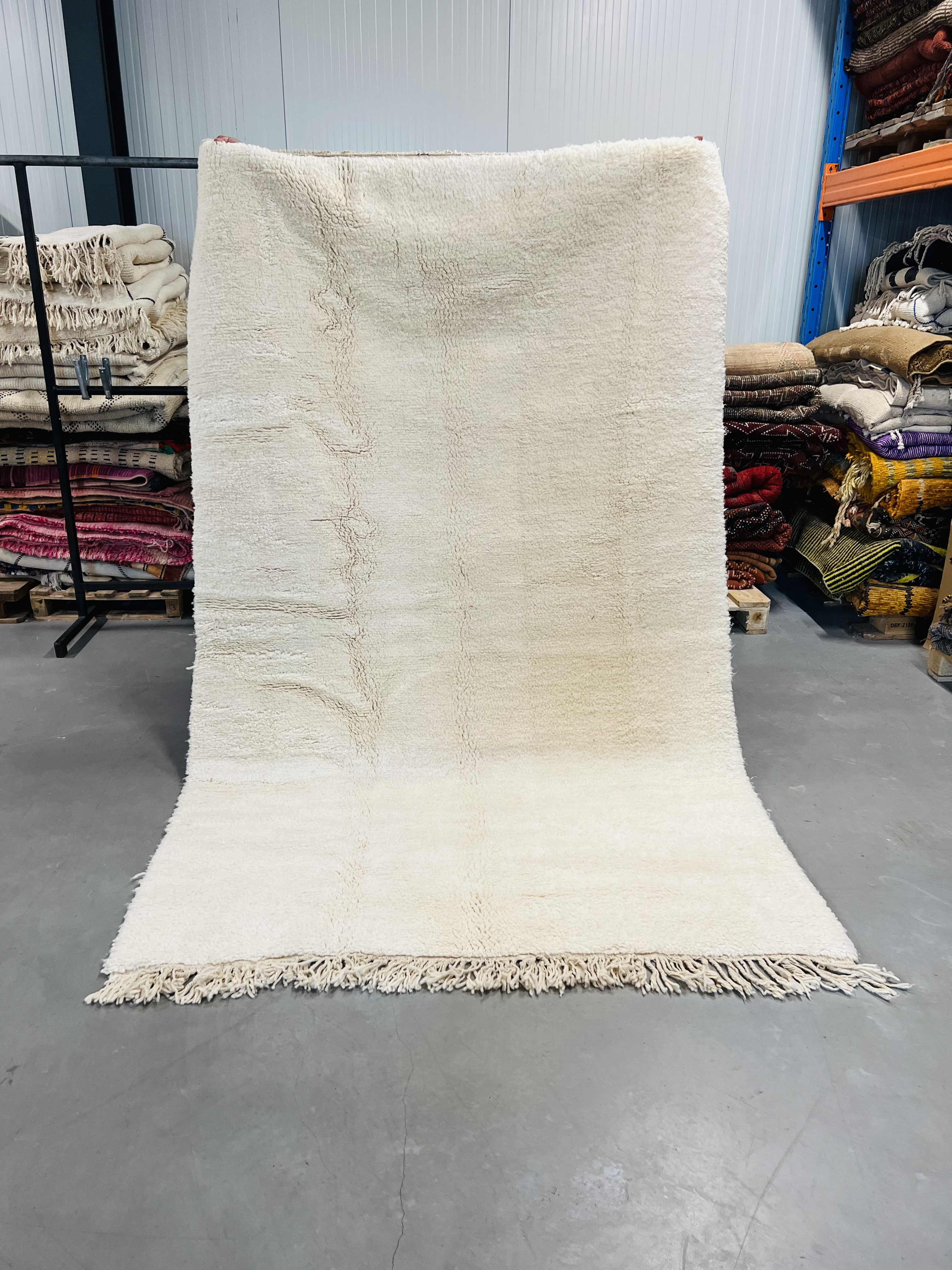 Modern Beni Ouarain Rug Plain Customized Rug - Moroccan Beni Ouarain rug