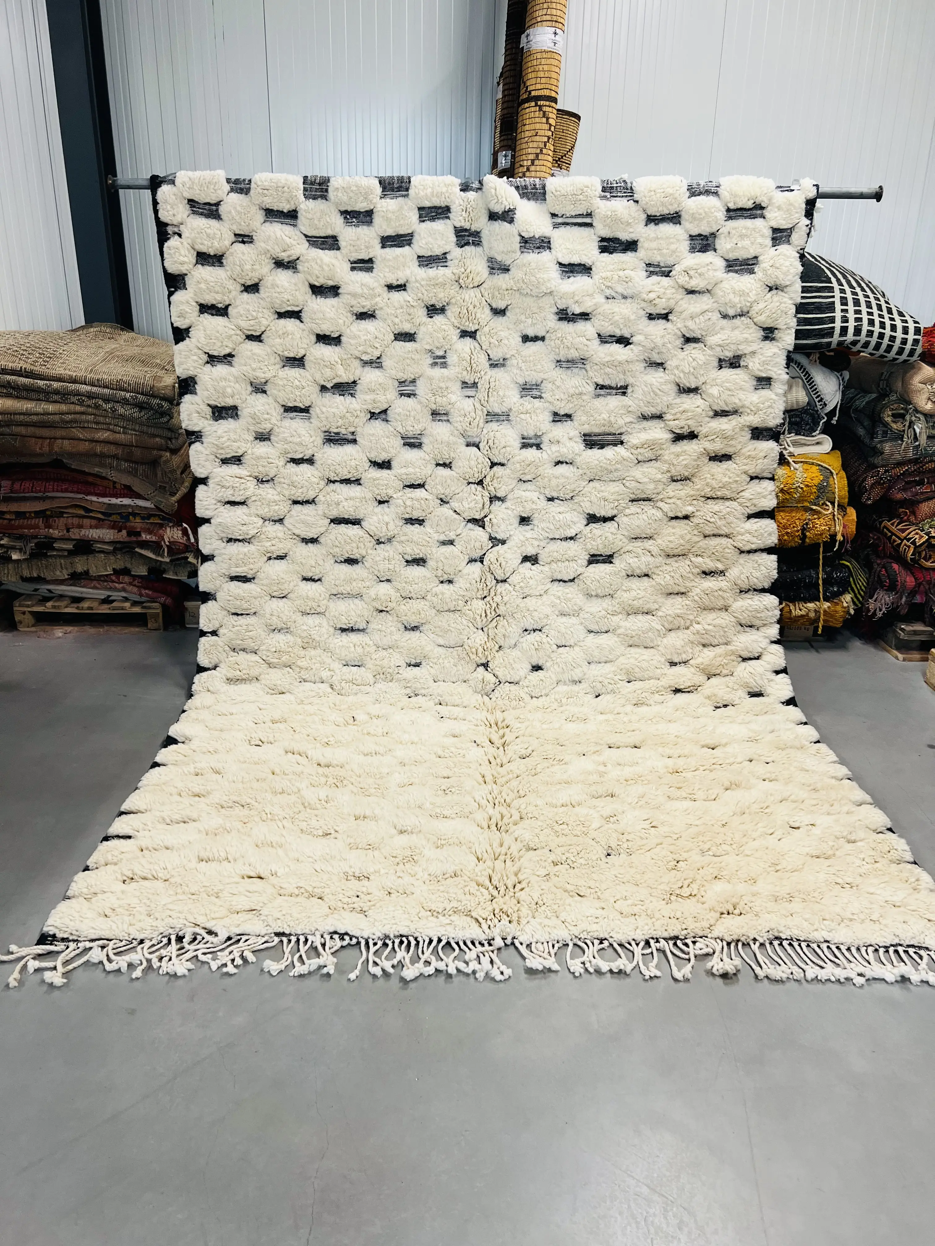 Beni Mrirt Rug 303 x 211 - Moroccan Beni Ouarain rug
