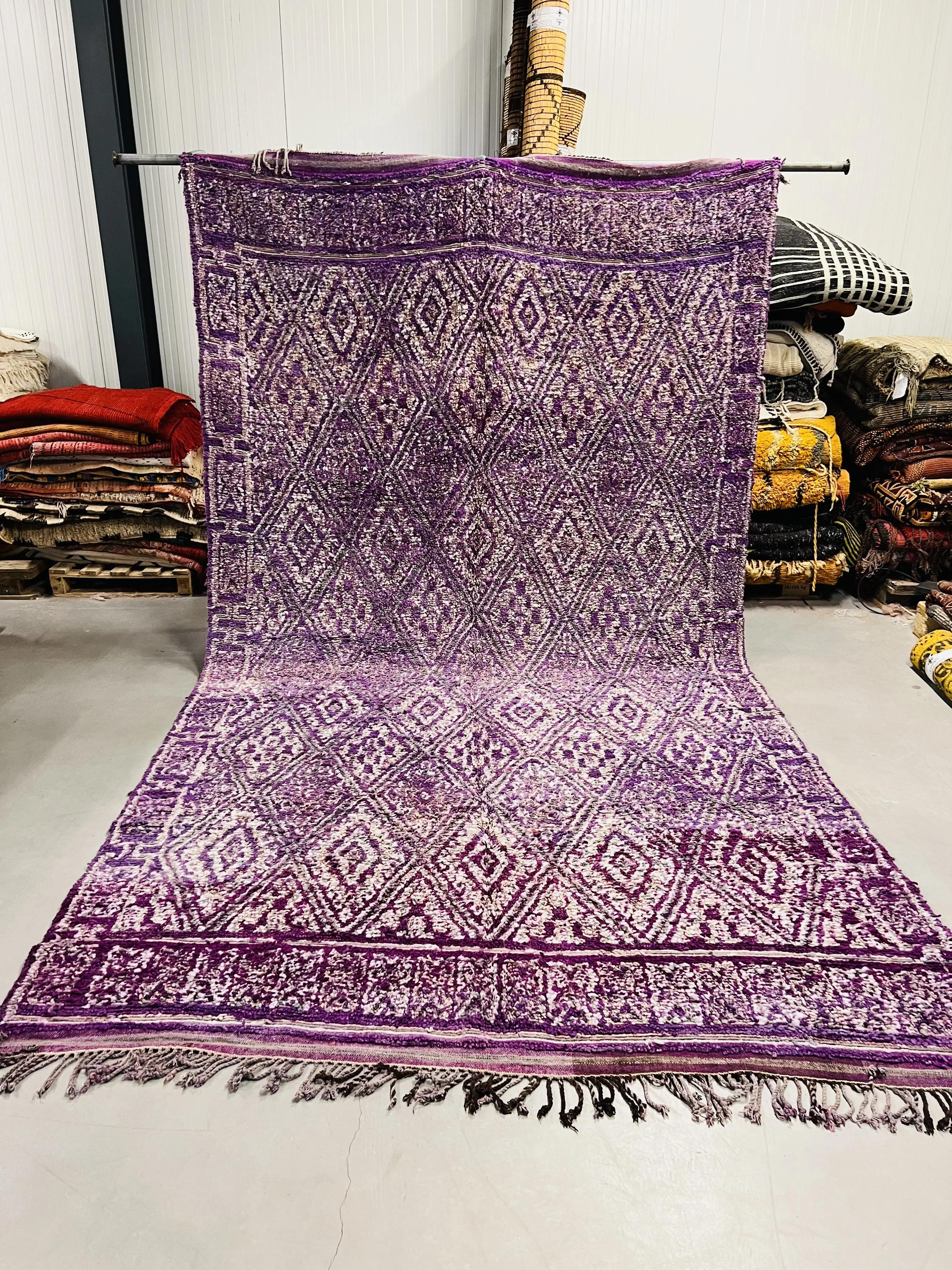Beni Mguild Rug 361 x 200 - Moroccan Beni Ouarain rug