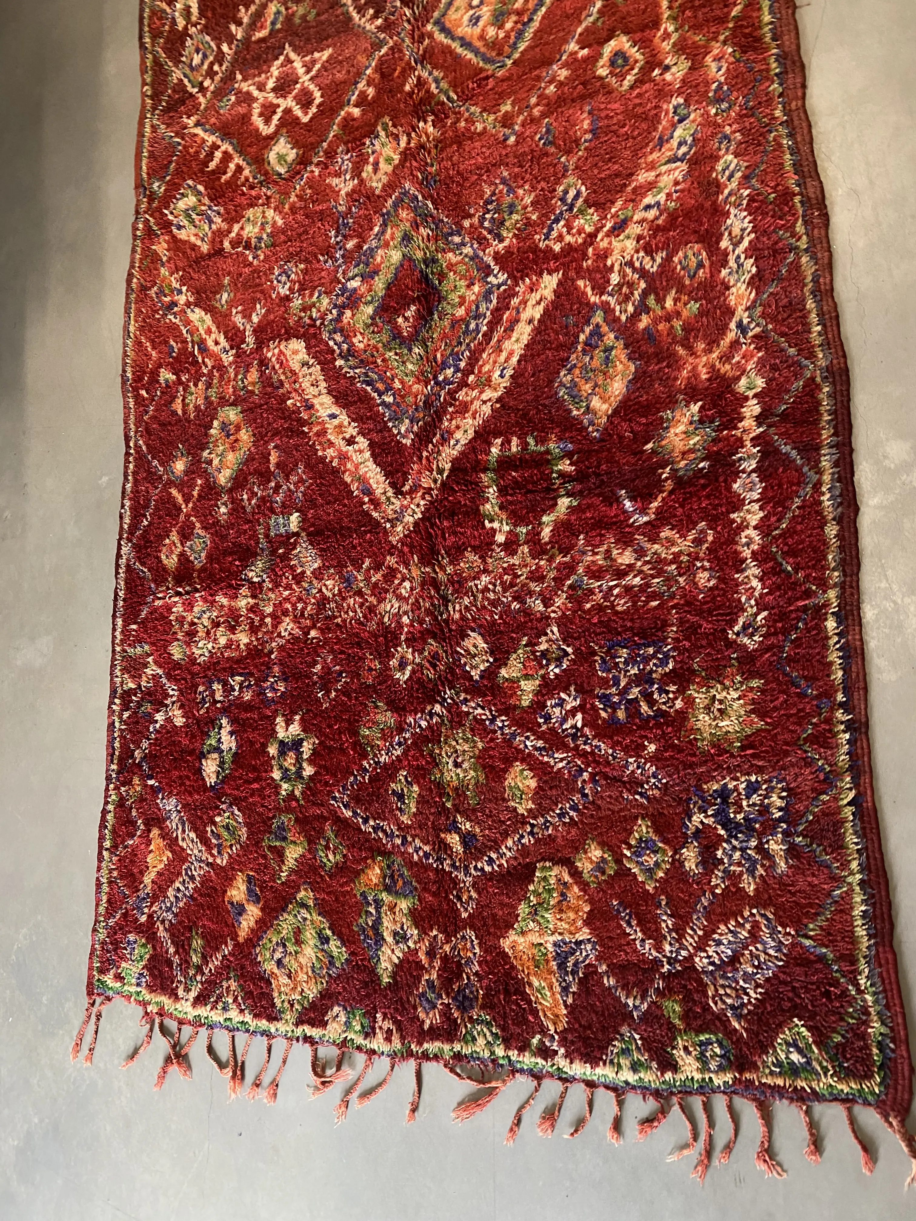 Beni Mguild Rug 344 x 205 - Moroccan Beni Ouarain rug