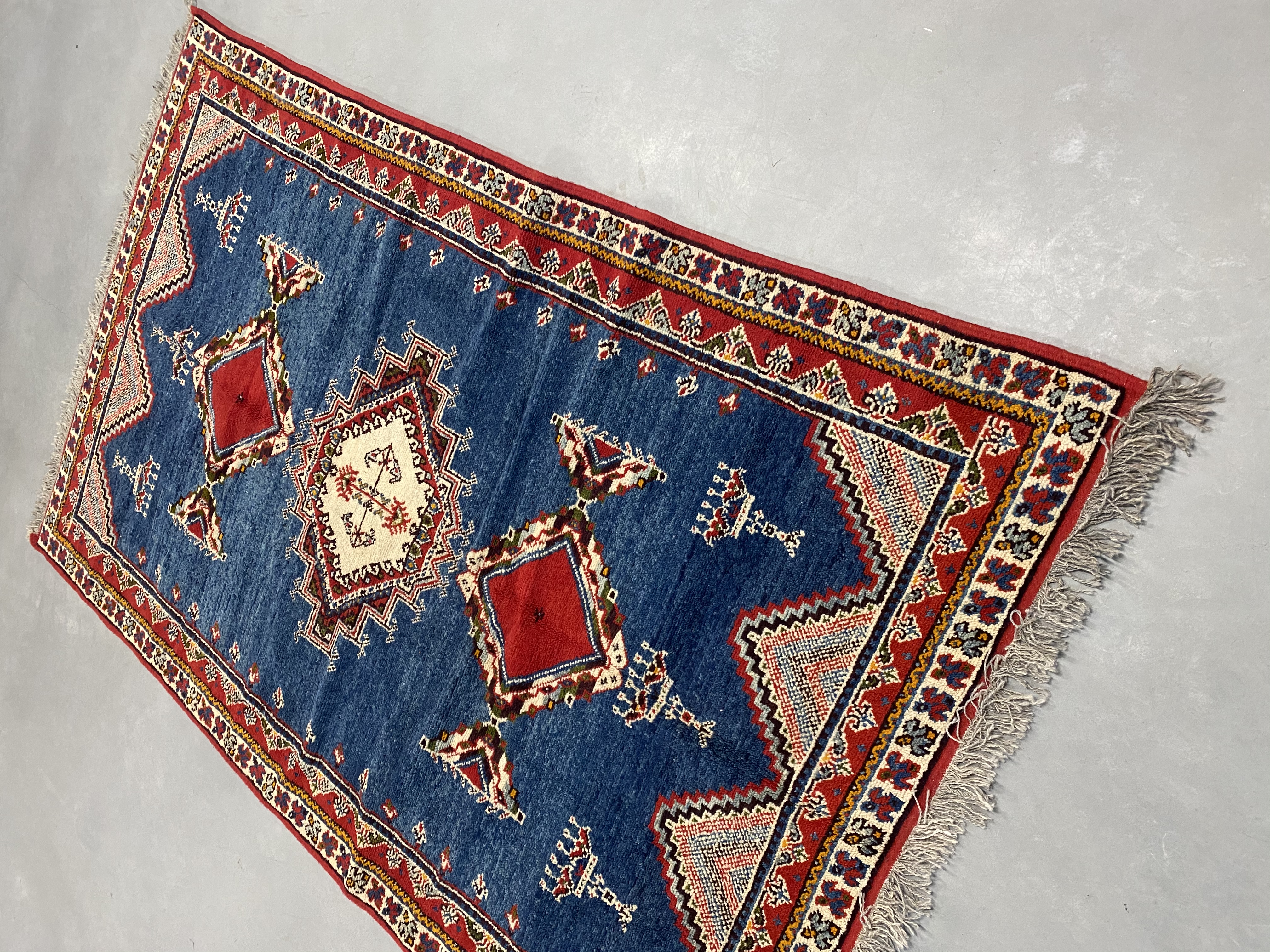 Taznakht Rug 248 x 152 - Moroccan Beni Ouarain rug