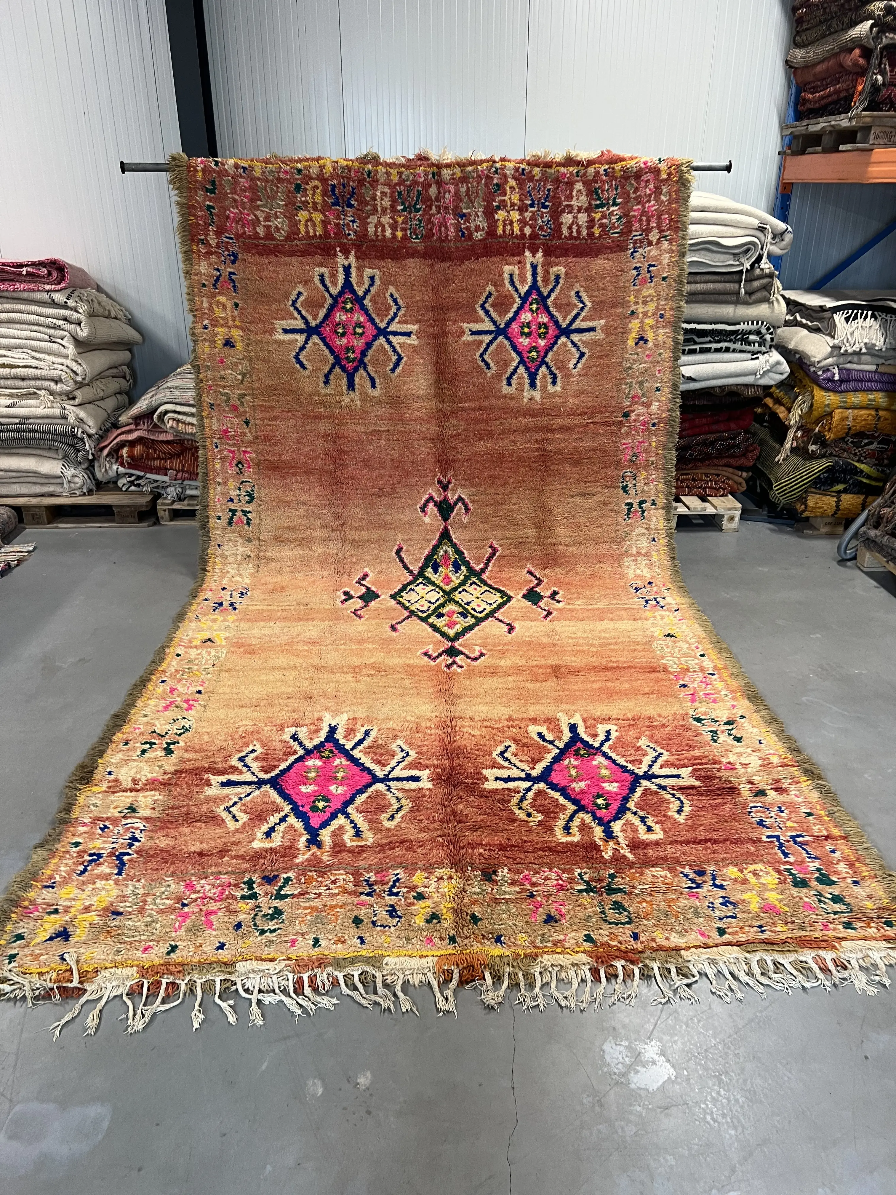 Beni Mguild Rug 407 x 220 - Moroccan Beni Ouarain rug