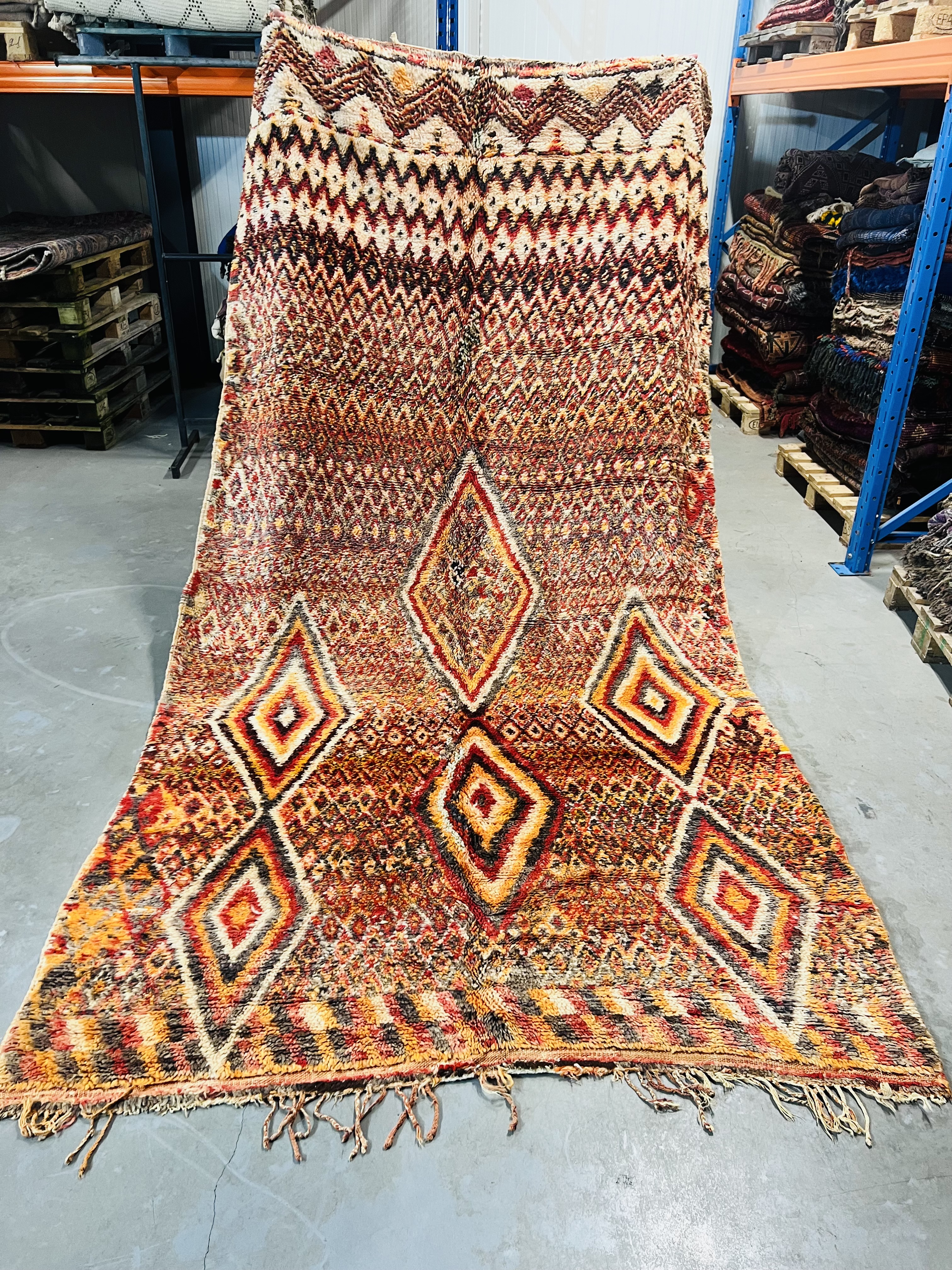 Beni Mguild Rug 335 x 178 - Moroccan Beni Ouarain rug