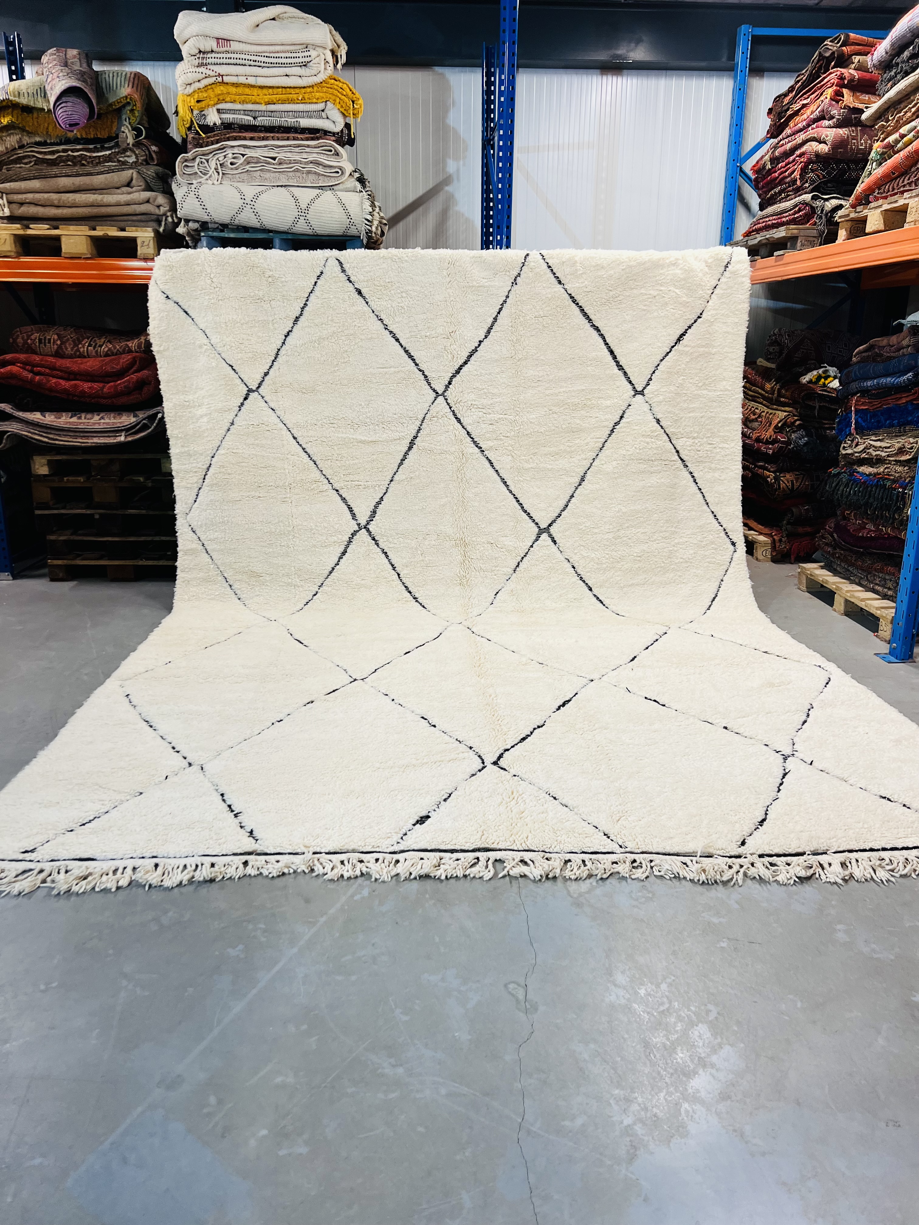 Modern Beni Ouarain Rug 350 x 250 - Moroccan Beni Ouarain rug