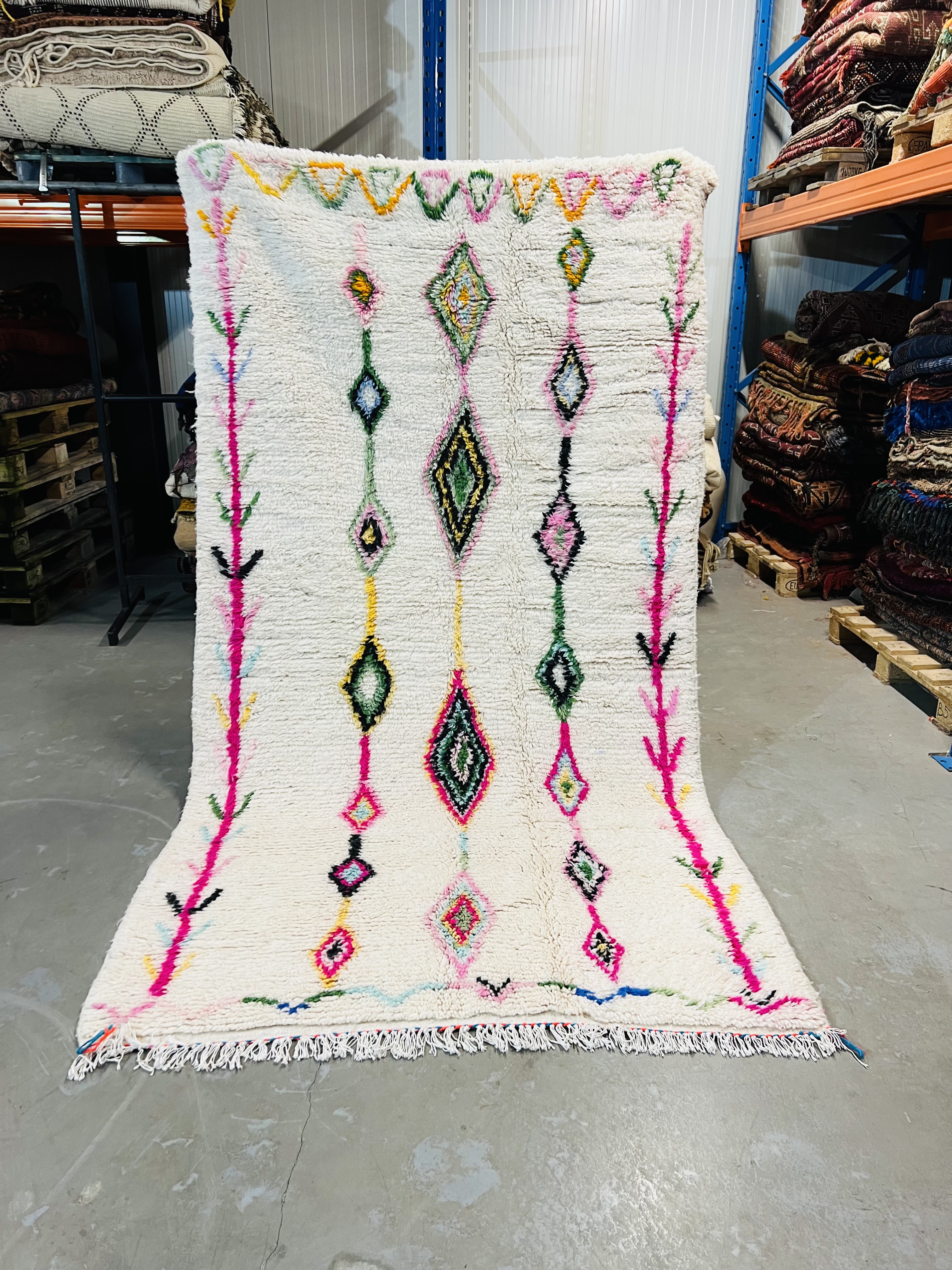 Azilal Rug 266 x 143 - Moroccan Beni Ouarain rug