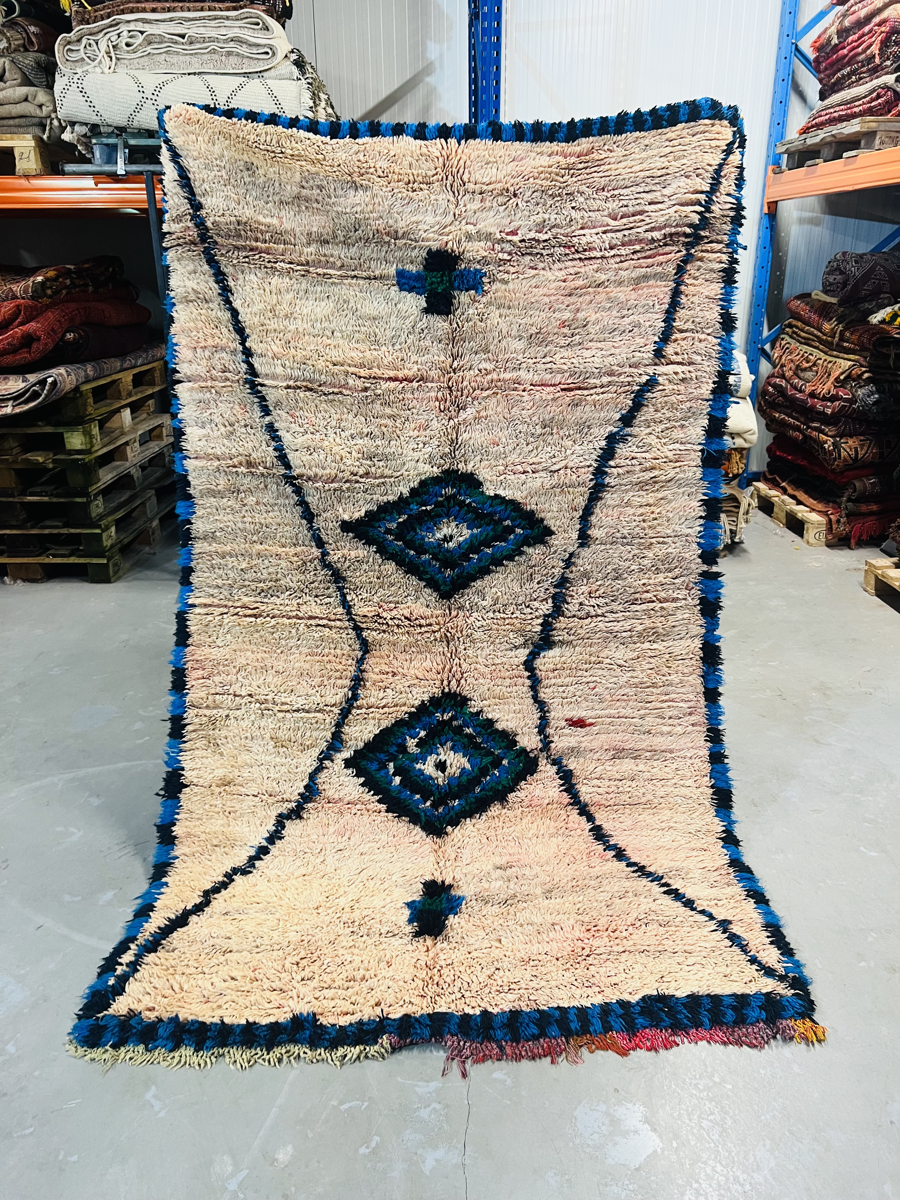 Vintage Azilal Rug 235 x 140 - Moroccan Beni Ouarain rug