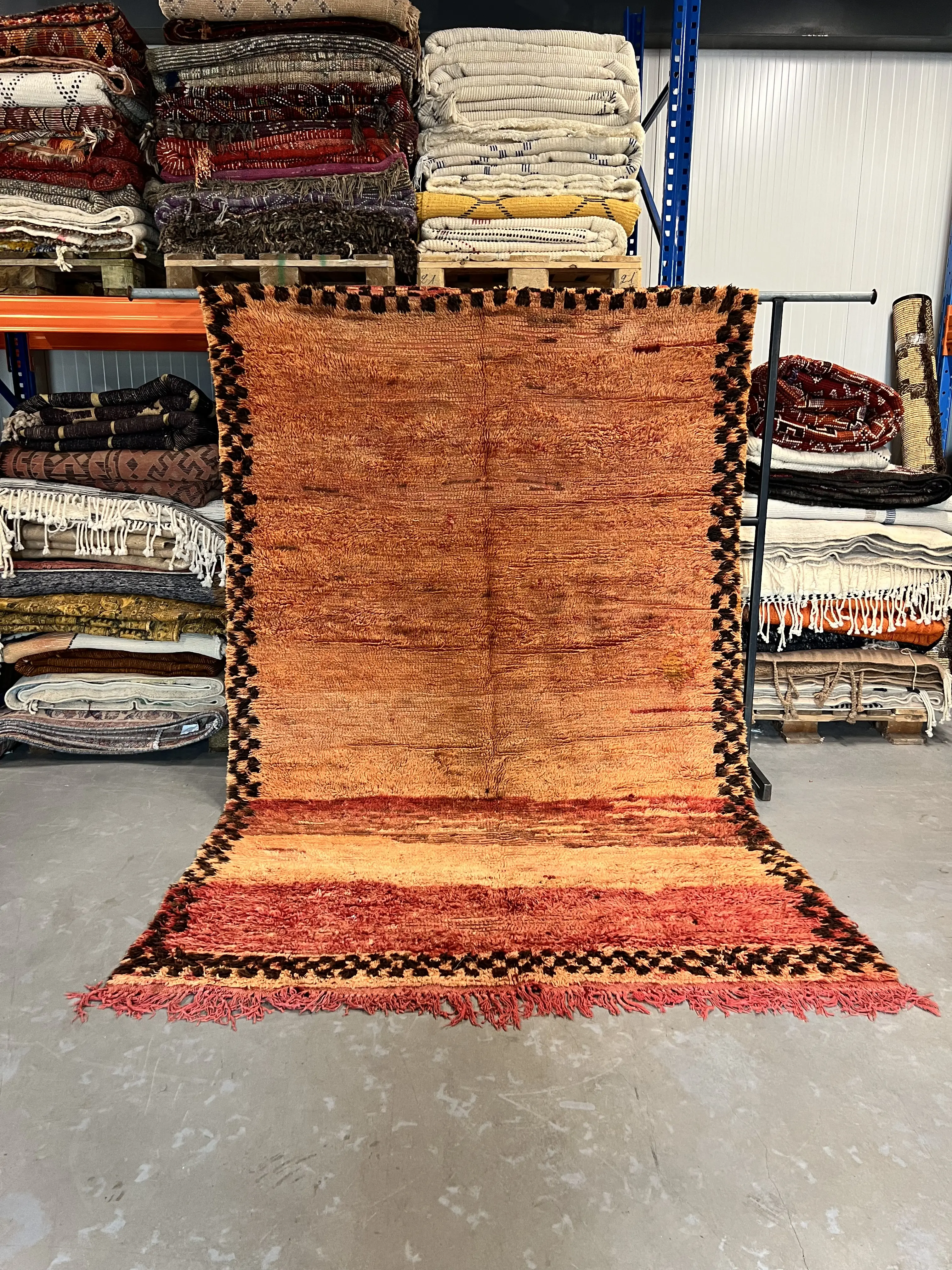 Beni Mguild Rug 285 x 185 - Moroccan Beni Ouarain rug