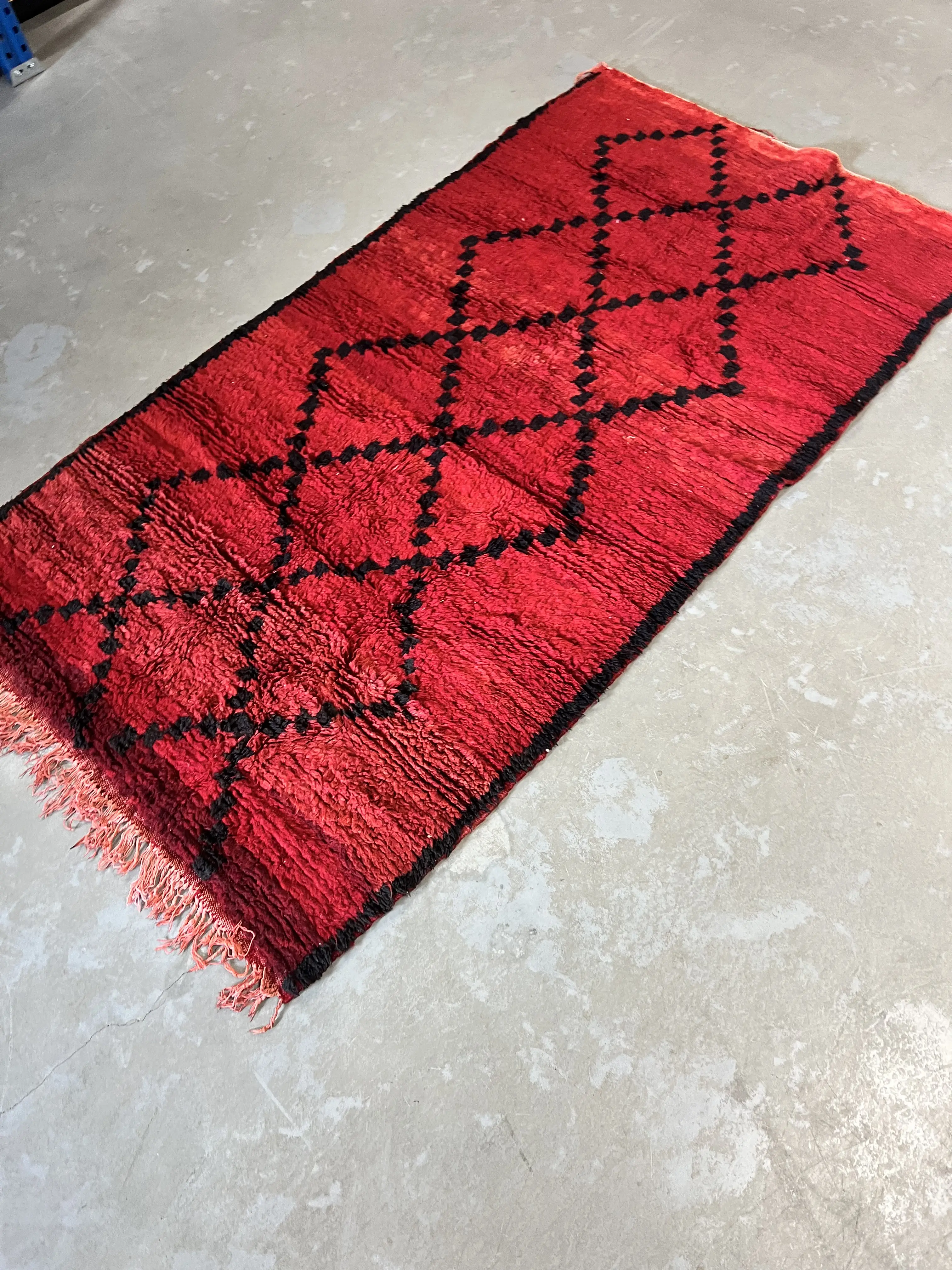 Azilal Rug 218 x 122 - Moroccan Beni Ouarain rug