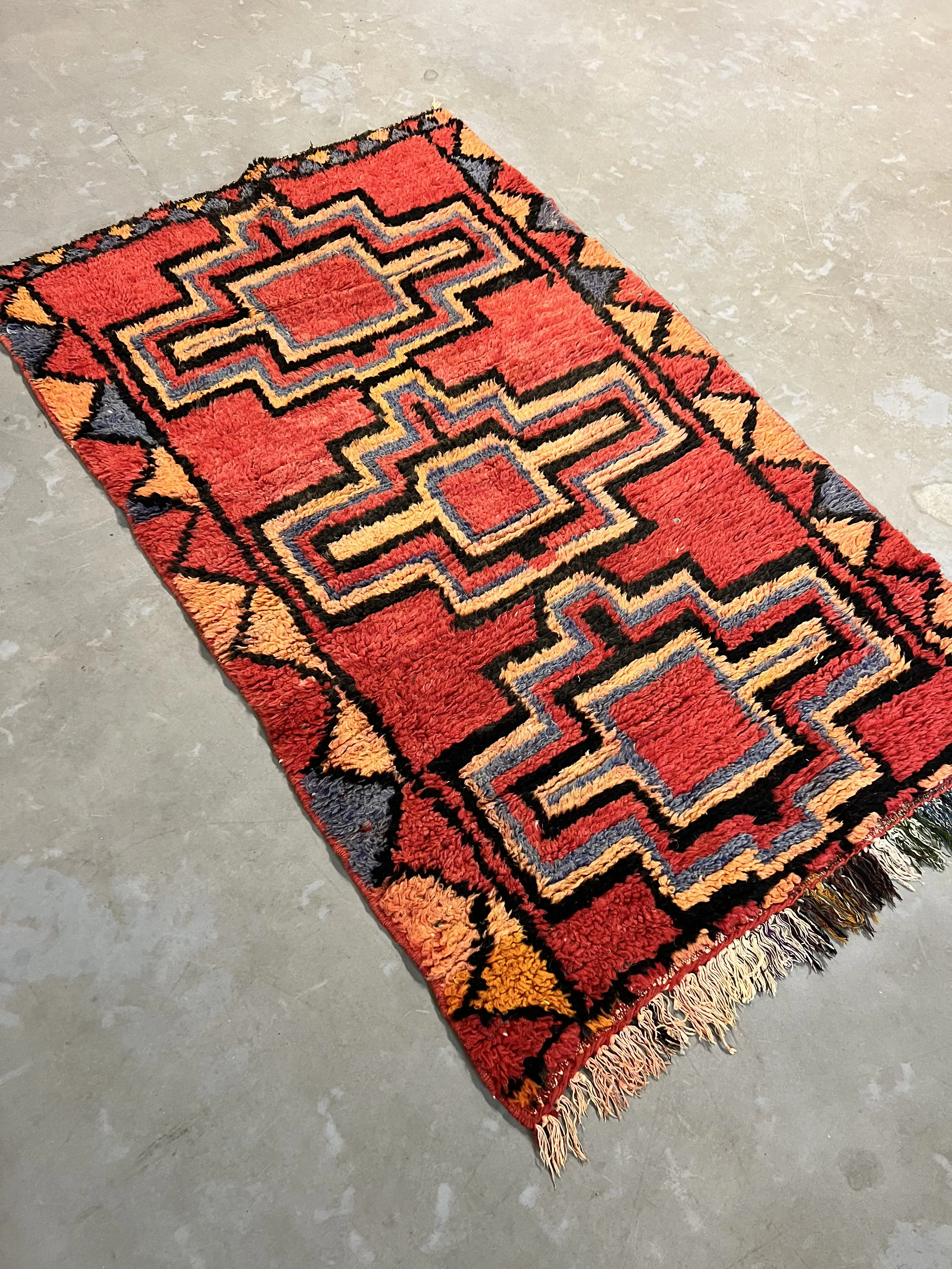 Azilal Runner 177 x 111 - Moroccan Beni Ouarain rug