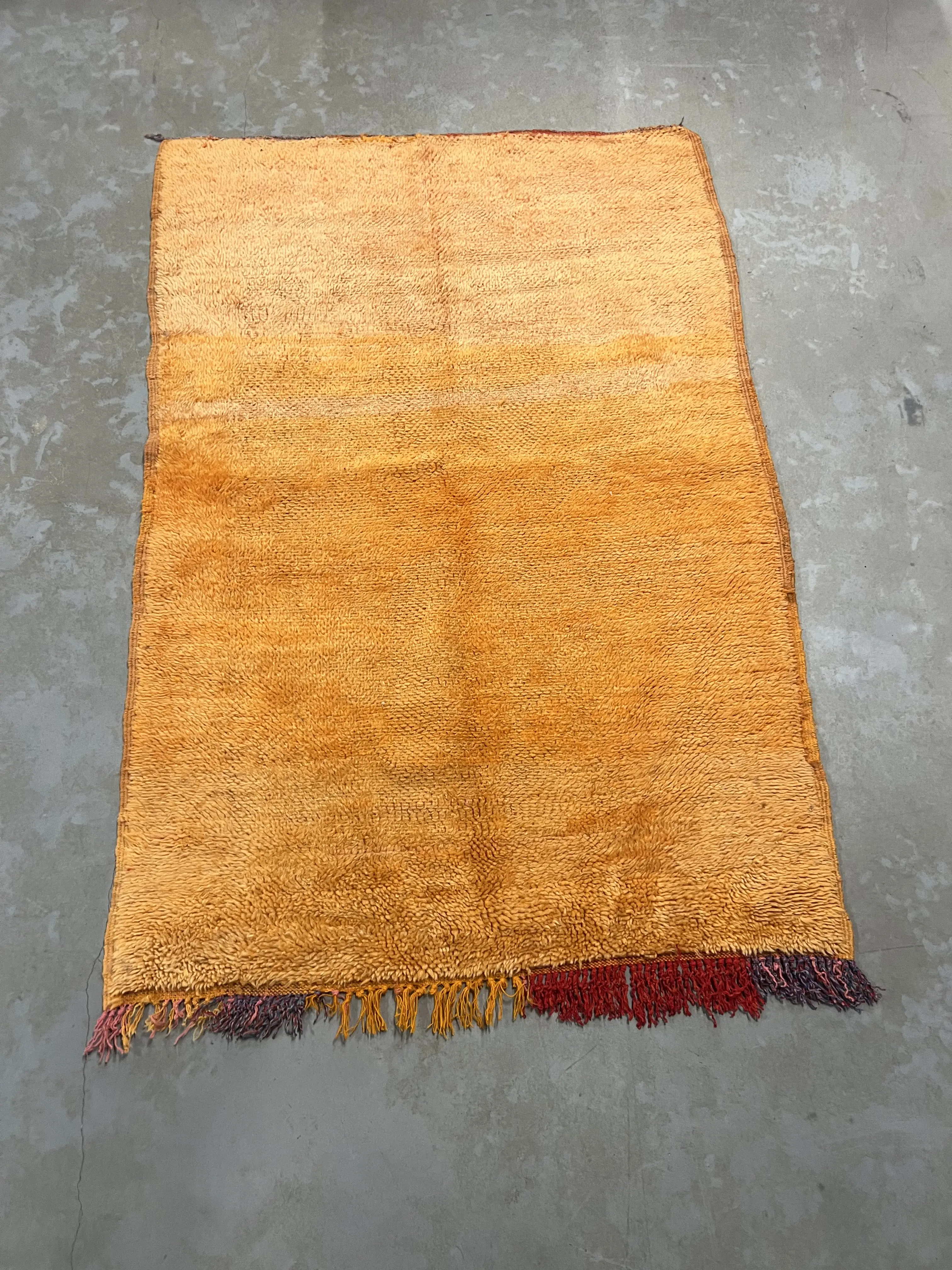 Vintage Azilal Rug 168 x 113 - Moroccan Beni Ouarain rug