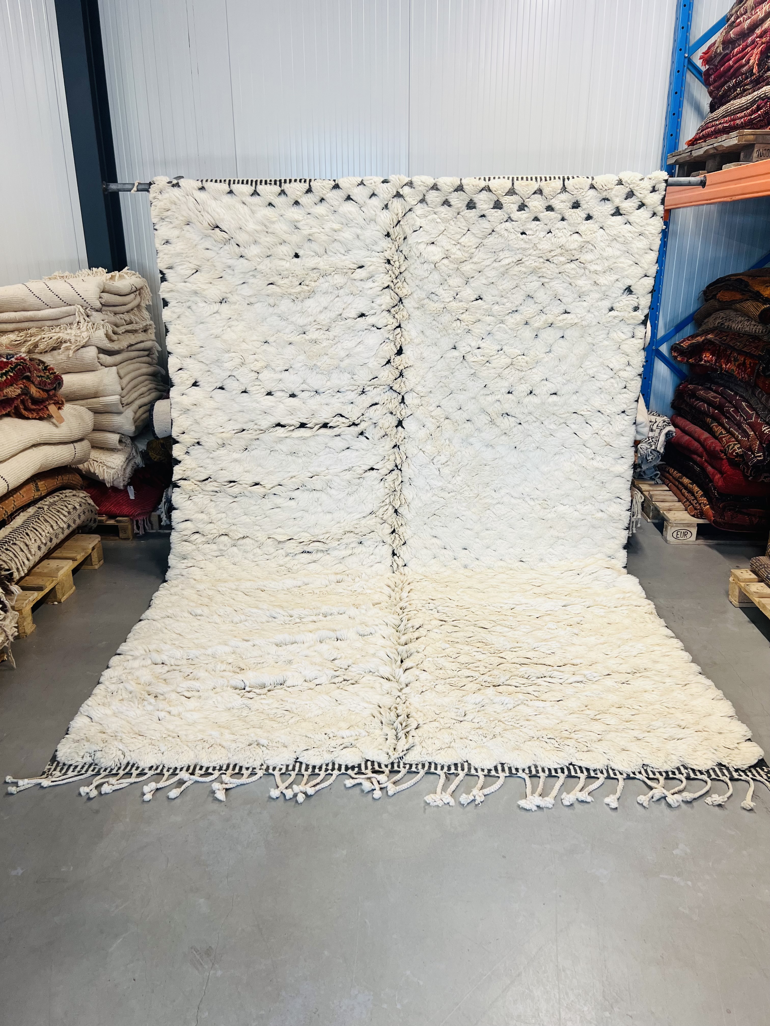 Beni Mrirt Rug 318 x 216 - Moroccan Beni Ouarain rug