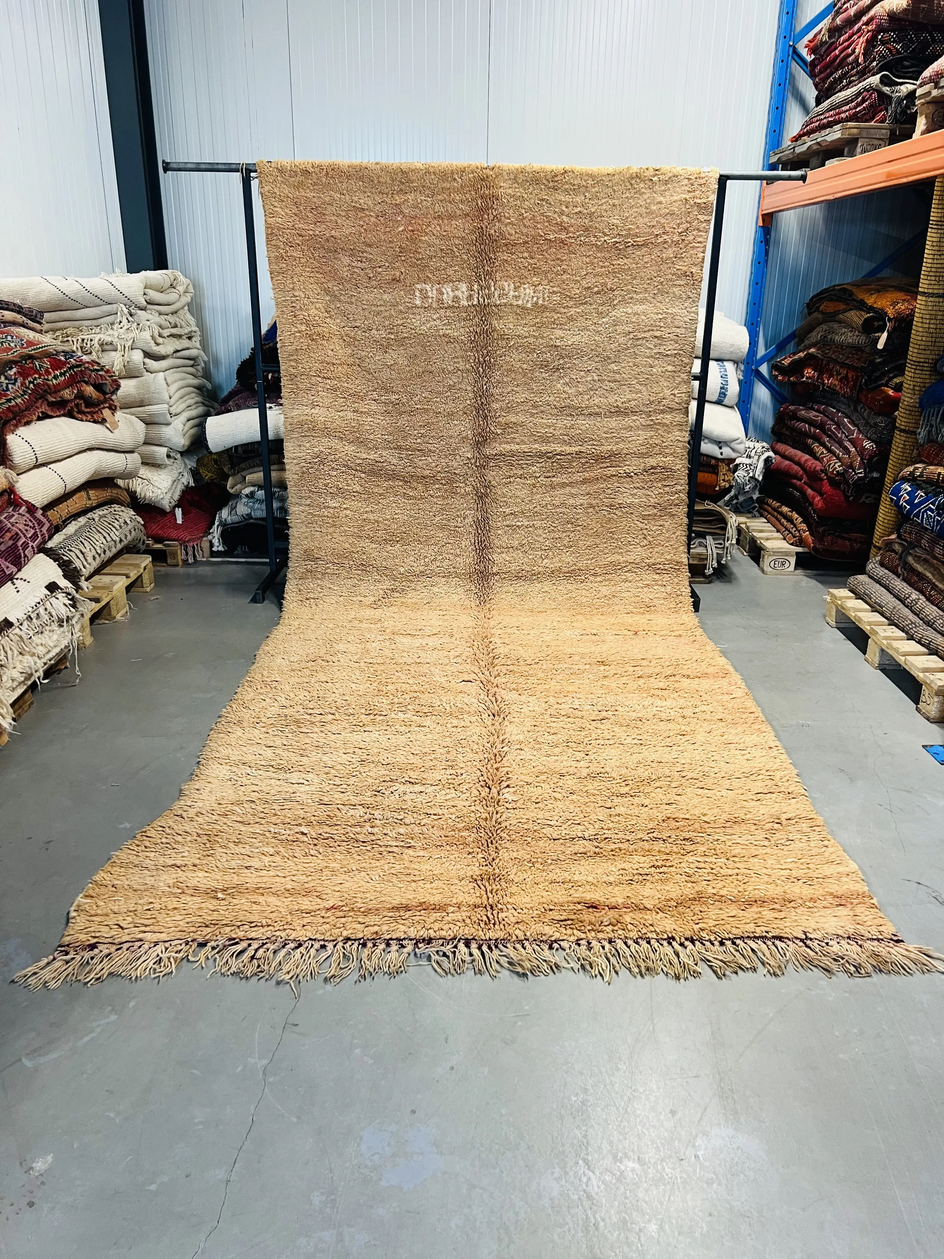 Beni Mguild Rug 400 x 170 - Moroccan Beni Ouarain rug
