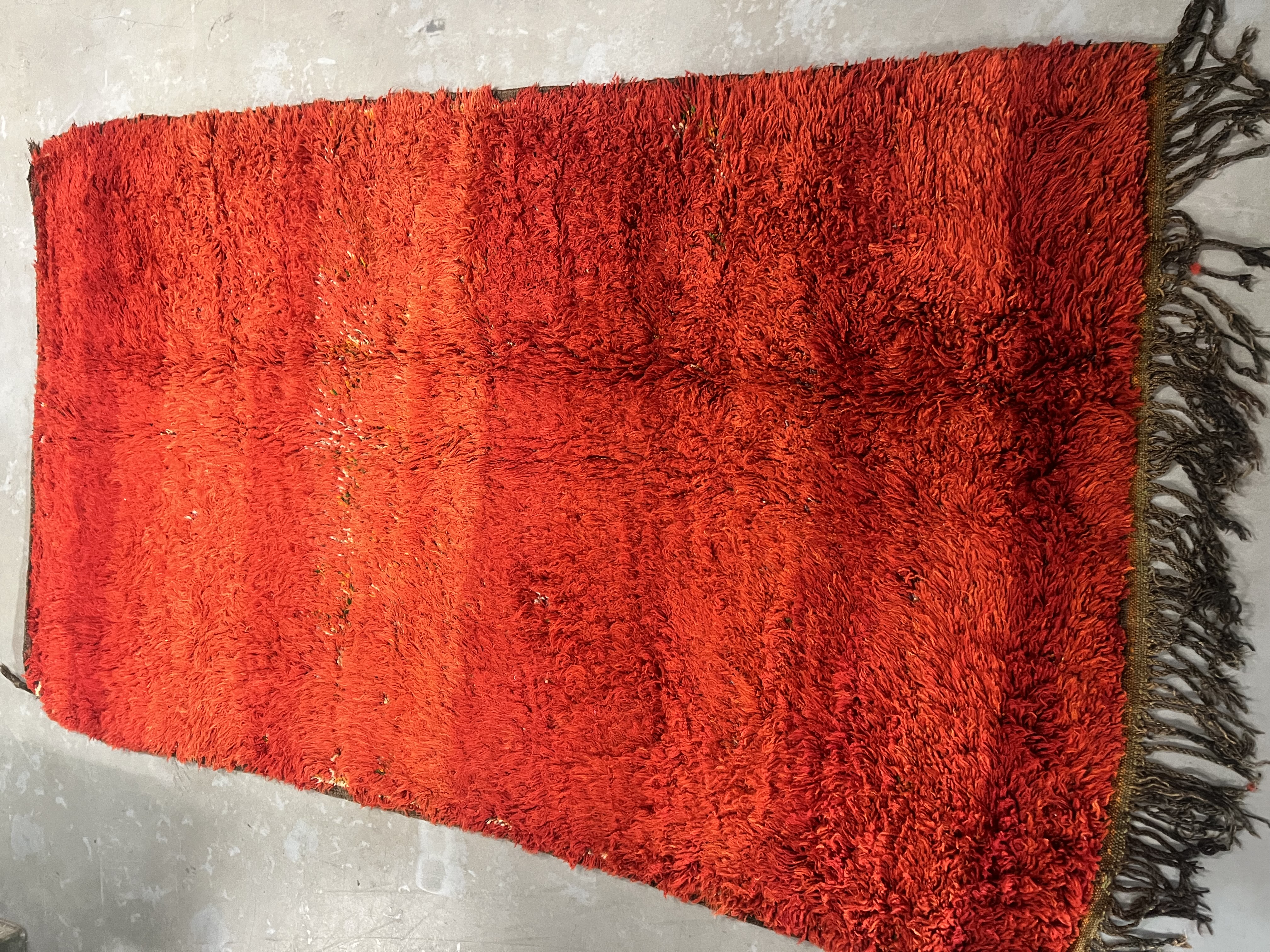 Beni Mguild Rug 328 x 192 - Moroccan Beni Ouarain rug