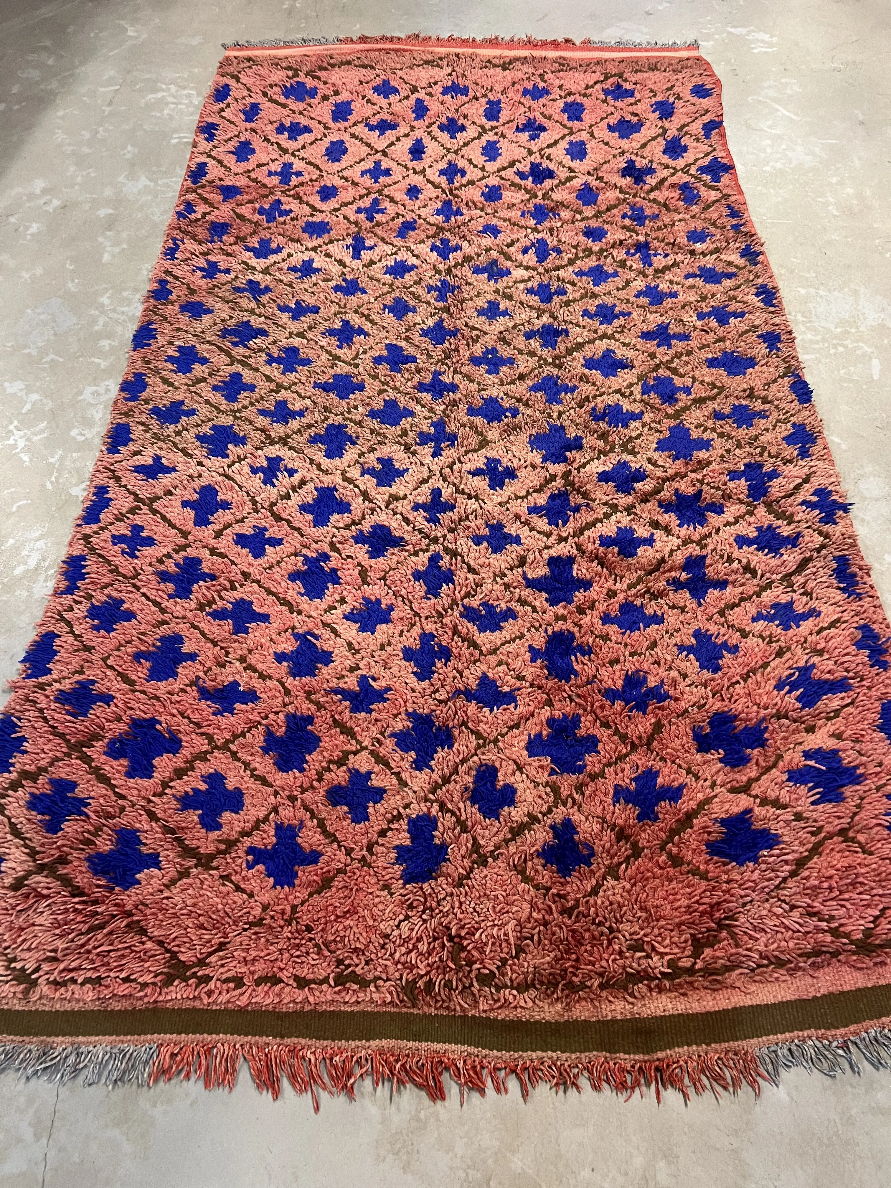 Vintage Boujaad Rug 280 x 148 - Moroccan Beni Ouarain rug