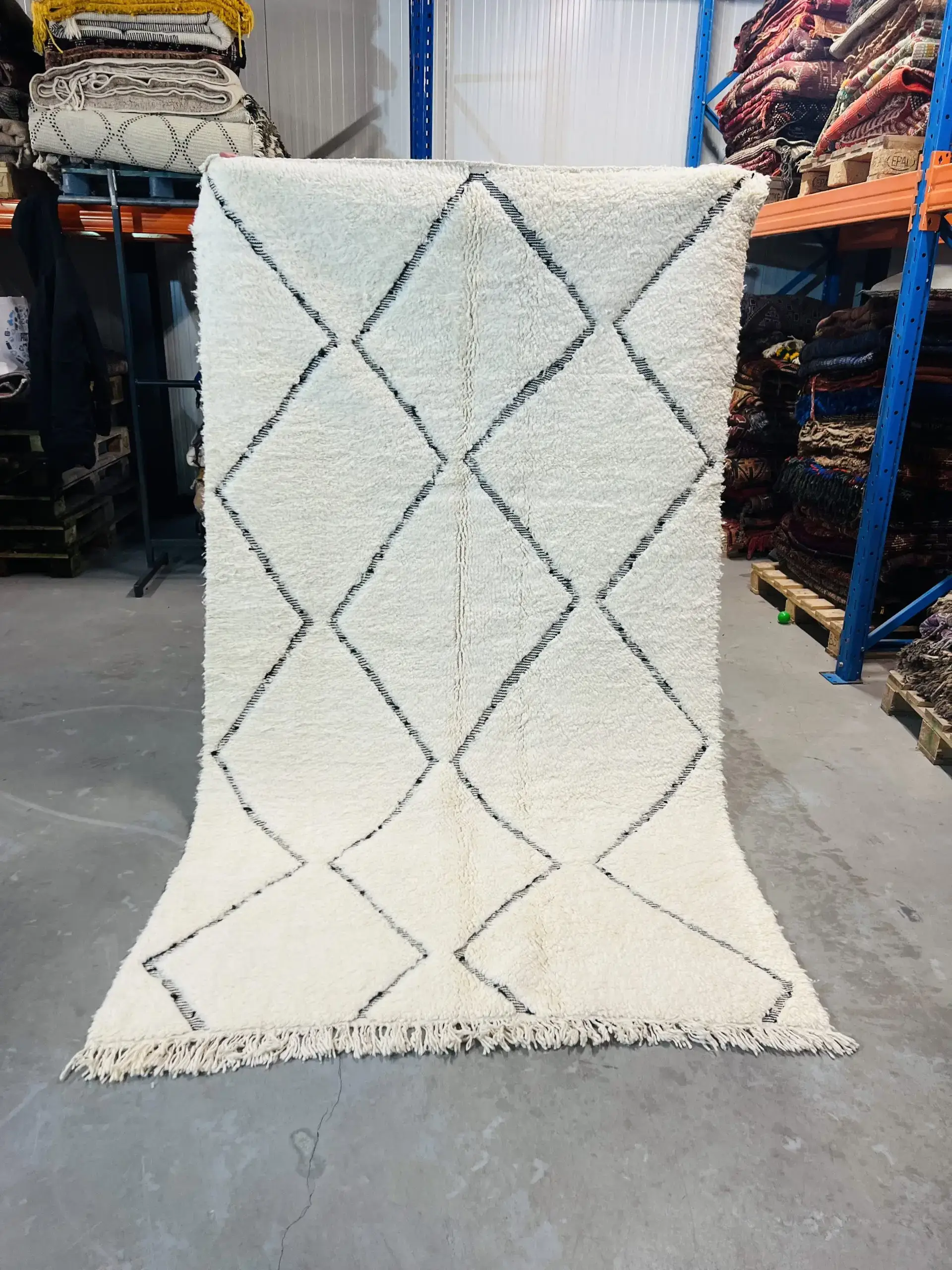 Modern Beni Ouarain 260 x 147 - Moroccan Beni Ouarain rug