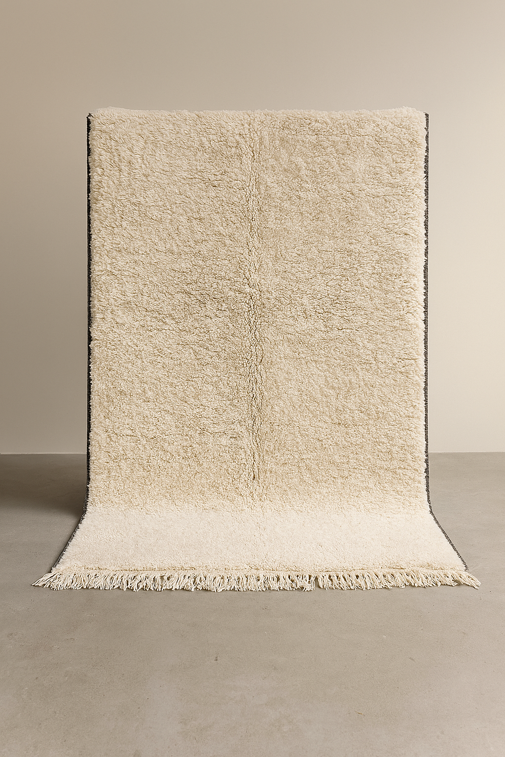 Modern Beni Ouarain Rug Plain Black Lines Customized Rug - Moroccan Beni Ouarain rug